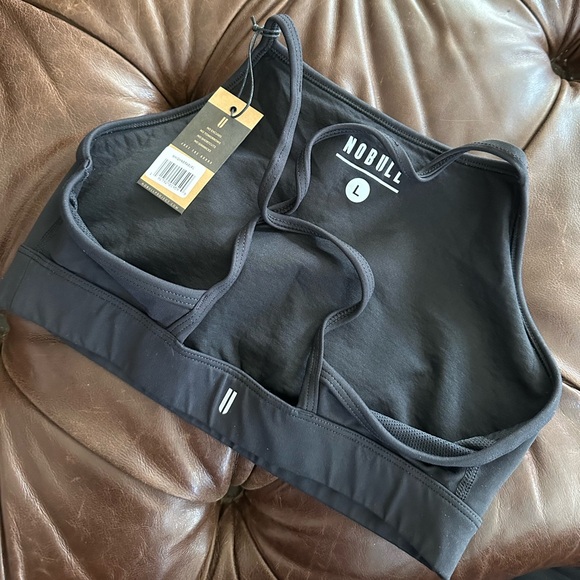 MATTE HIGH-NECK SPORTS BRA - Picture 4 of 5